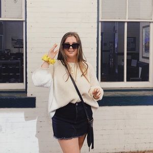 Meet your Posher, Claire